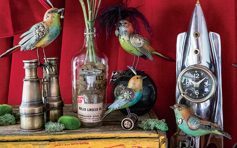 The Sideshow display