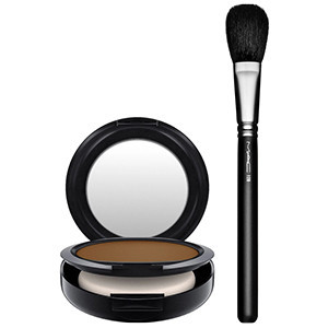 MAC Cosmetics Studio Fix Powder Plus Foundation With Powder Brush