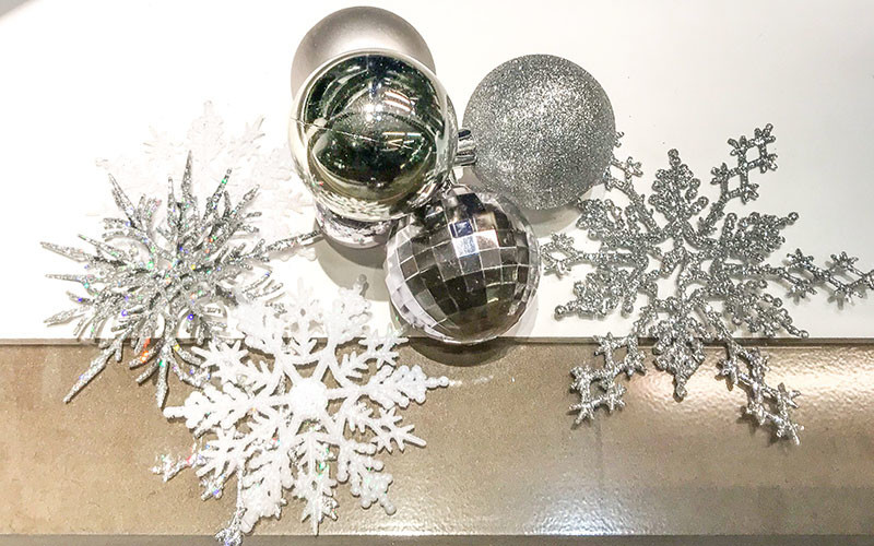 silver snowflake ornaments